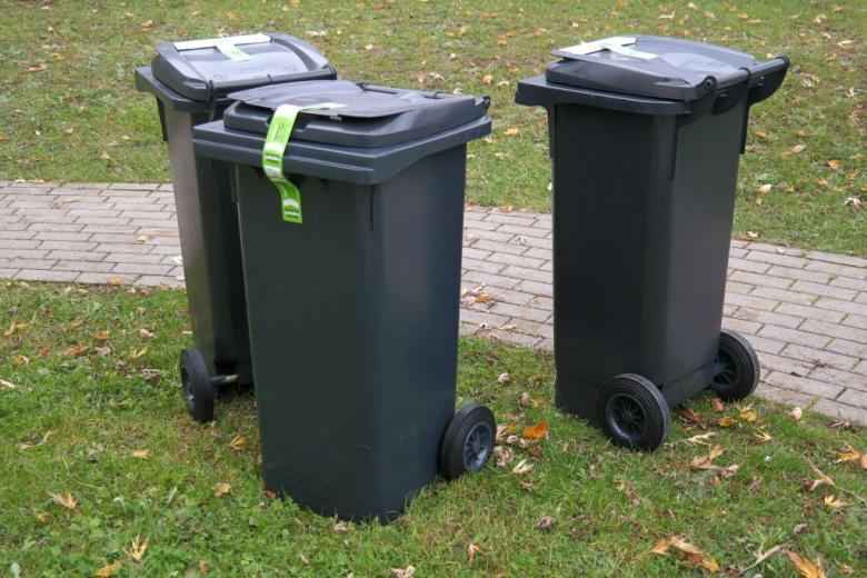 zdjęcie pojemników na odpady 