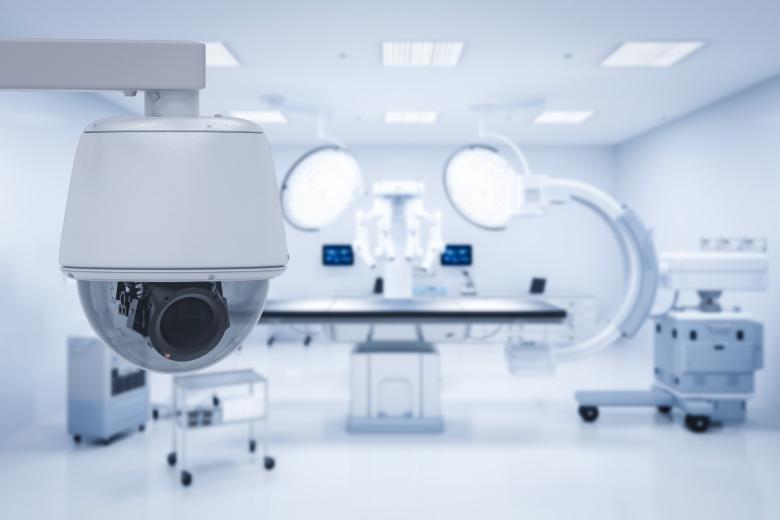 Kamera w sali zabiegowej w szpitalu