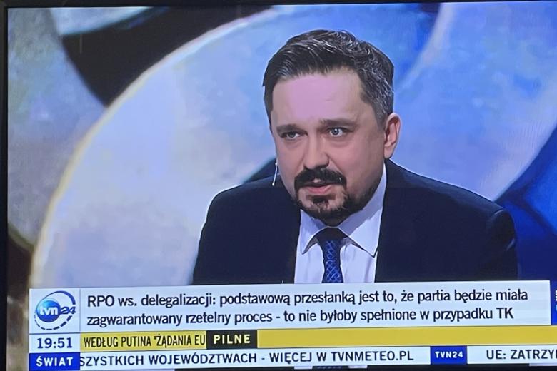 Marcin Wiącek w studio TVN24