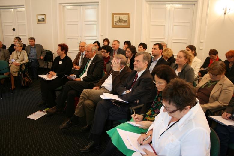 Na zdjęciu uczestnicy konferencji