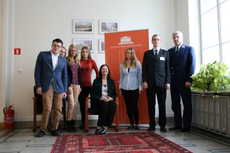 na zdjęciu uczestnicy spotkania październikowego