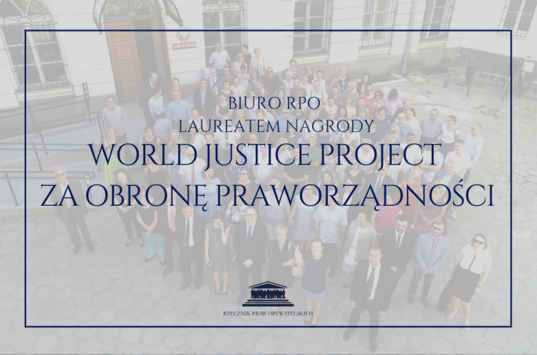 Zdjęcie pracowników biura i napis "Biuro RPO laureatem nagrody World Justice Project"