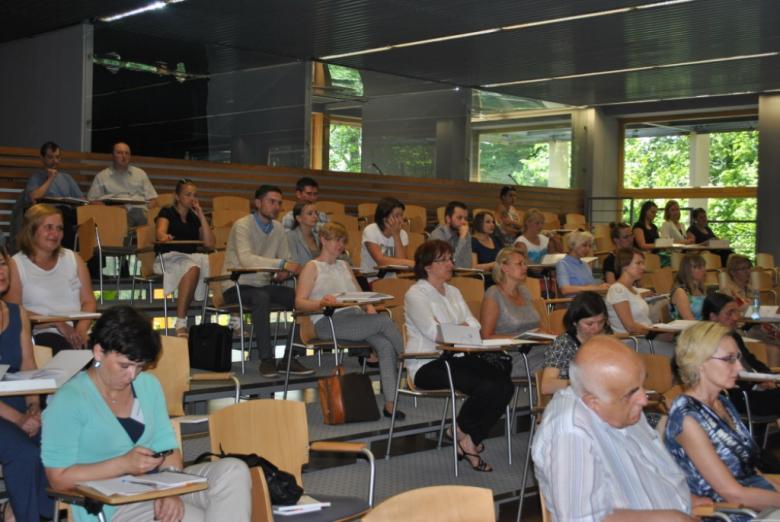 Na zdjęciu uczestnicy konferencji