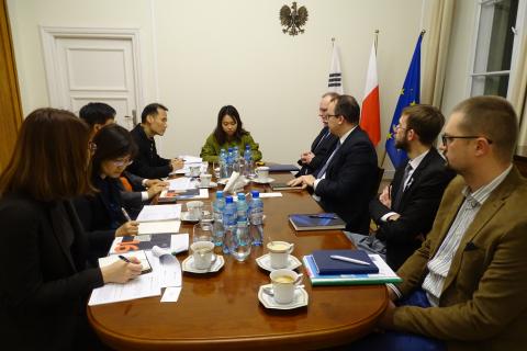 delegacja Komisji Antykorupcyjnej i Praw Obywatelskich (Anticorruption and Civil Rights Commission) z Korei Południowej