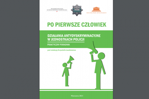 Biała okładka z zielonym napisem i zielonymi sylwetkami ludzi