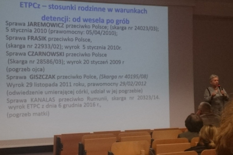 Zdjęcie slajdu z listą wyroków opisanych w tekście